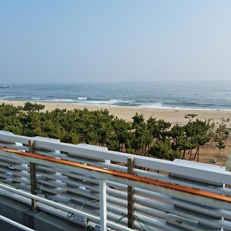 Pine Beach Yangyang Eksteriør billede