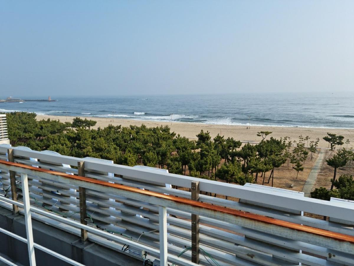 Pine Beach Yangyang Eksteriør billede