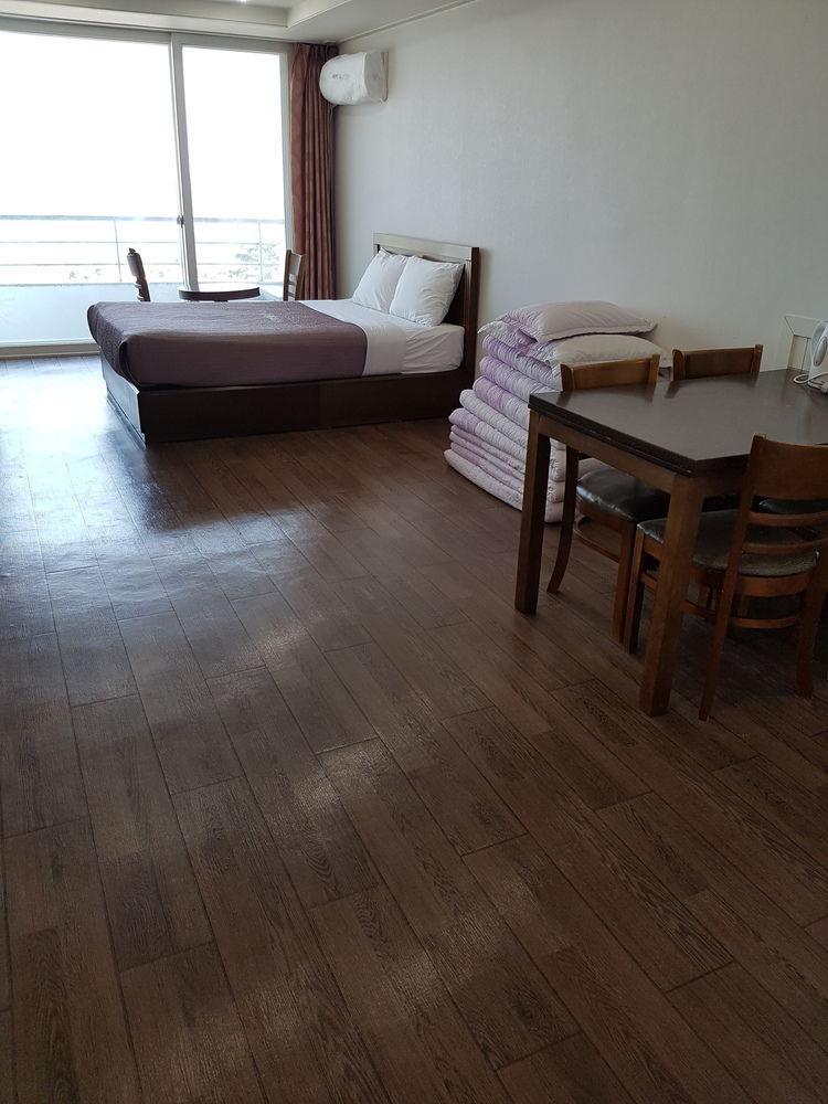 Pine Beach Yangyang Eksteriør billede