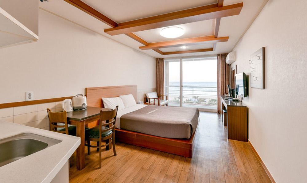 Pine Beach Yangyang Eksteriør billede