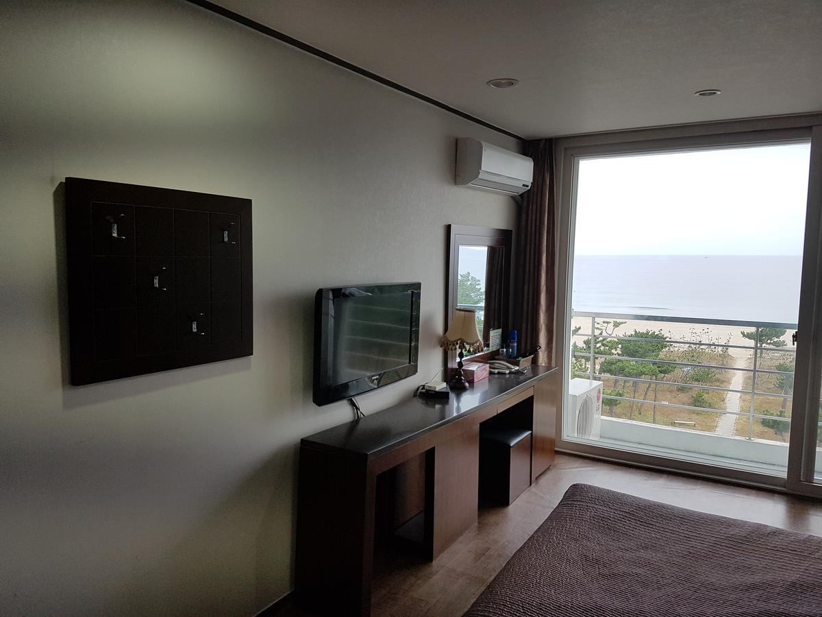 Pine Beach Yangyang Eksteriør billede