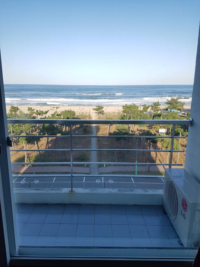 Pine Beach Yangyang Eksteriør billede
